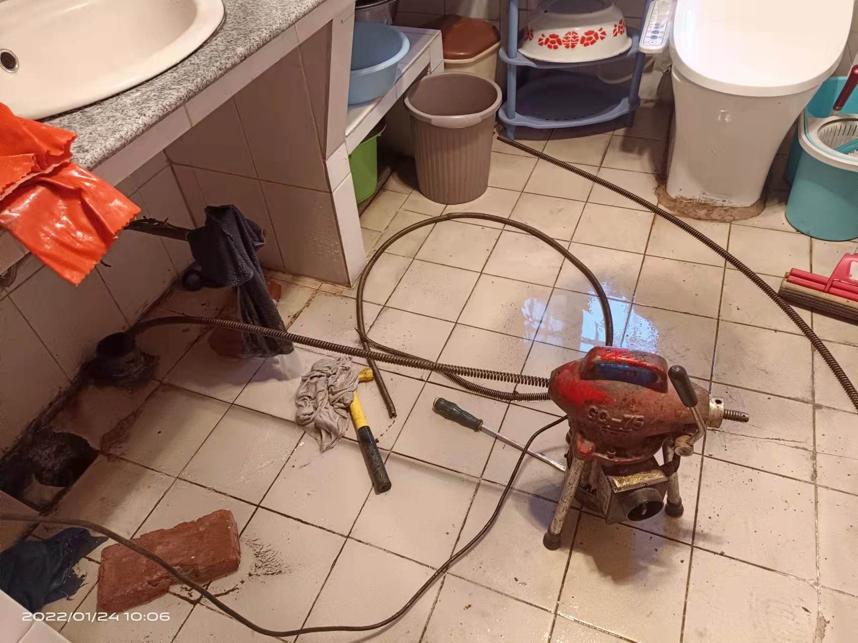 安多疏通厨房下水道，地漏疏通